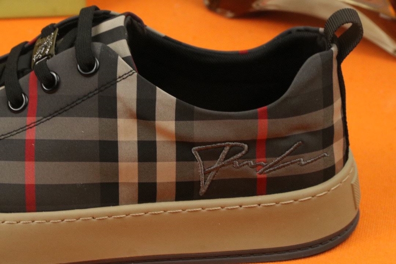 Burberry Sneakers